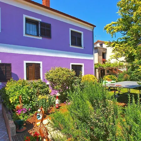 Fuer 6 Personen Ca 100 Qm In Peroj, Istrien Istrische Riviera *