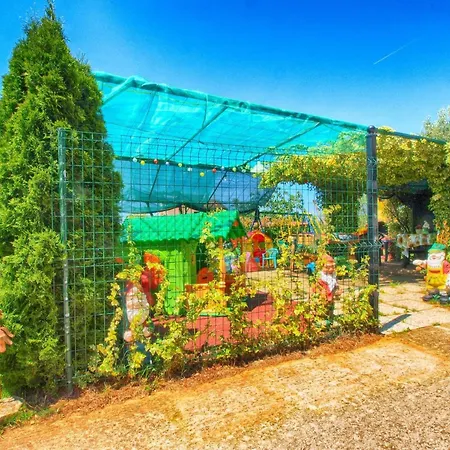 Fuer 6 Personen Ca 100 Qm In Peroj, Istrien Istrische Riviera *