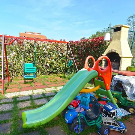 Apartment Fuer 6 Personen Ca 100 Qm In Peroj, Istrien Istrische Riviera Peroj