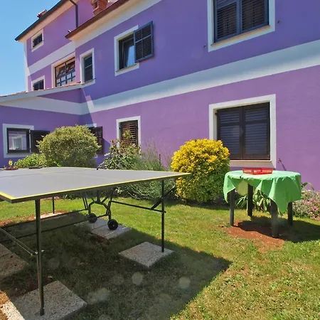 Fuer 6 Personen Ca 100 Qm In Peroj, Istrien Istrische Riviera *